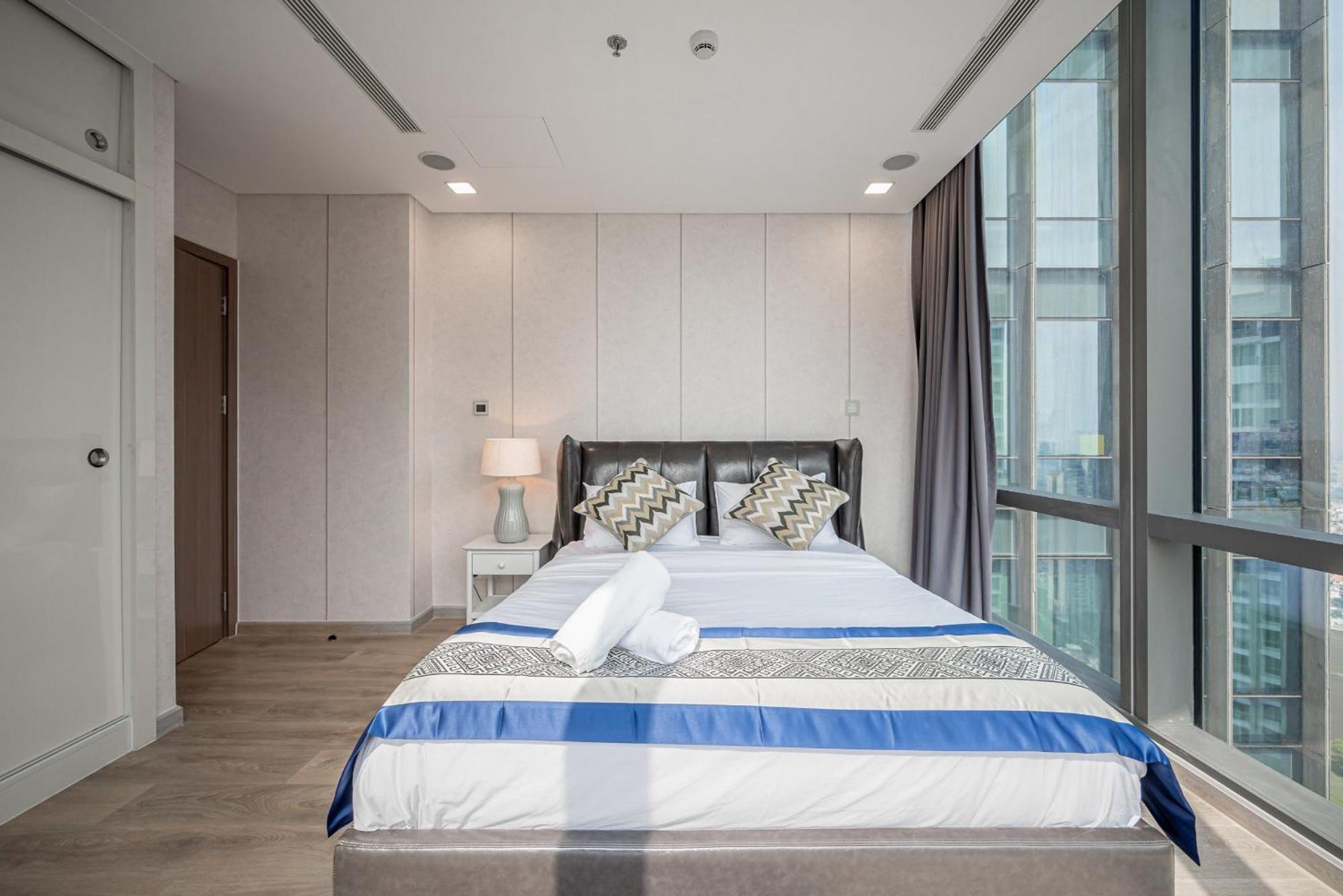 Landmark 81 And Vinhomes Riverside Residence ホーチミン市 エクステリア 写真