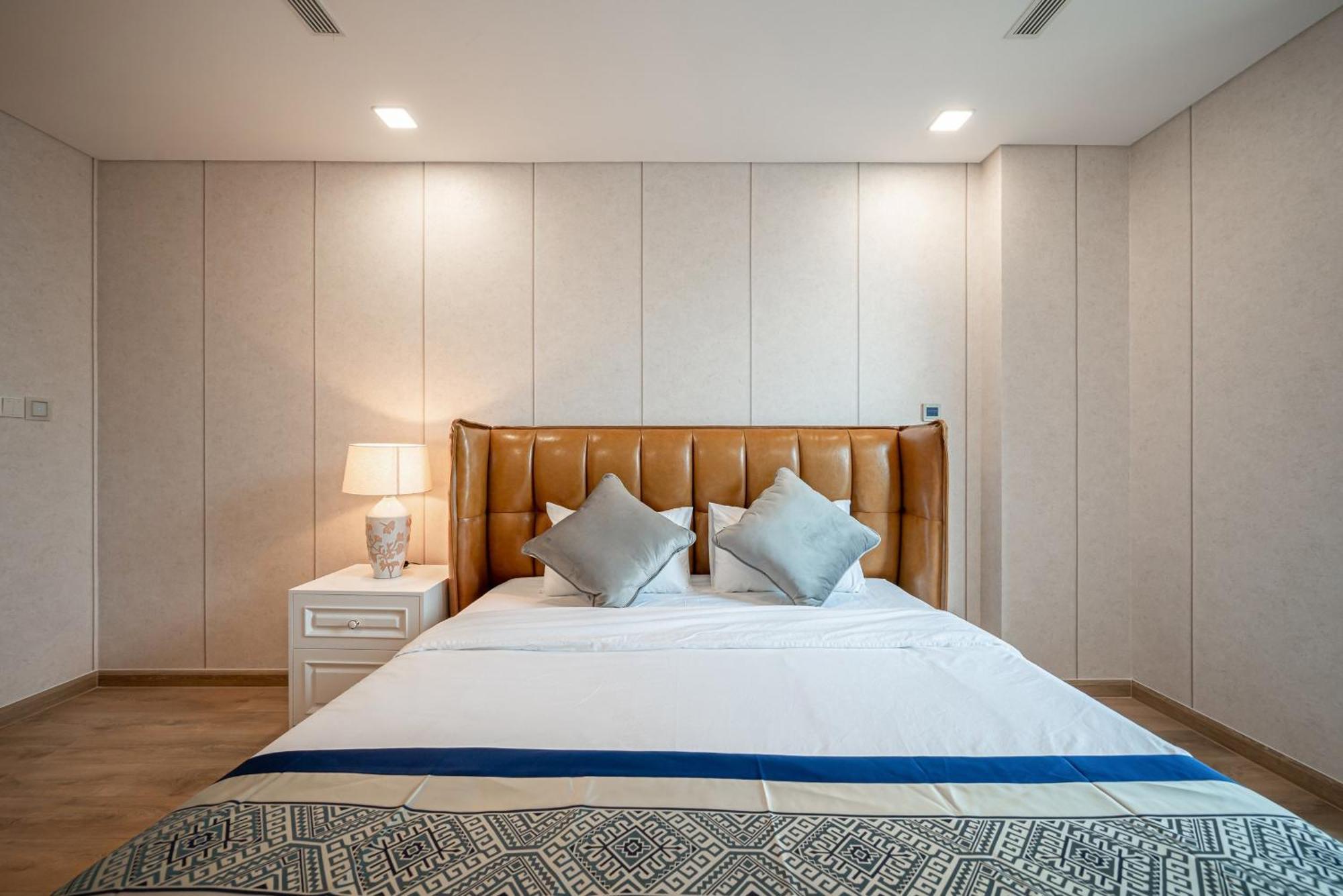 Landmark 81 And Vinhomes Riverside Residence ホーチミン市 エクステリア 写真