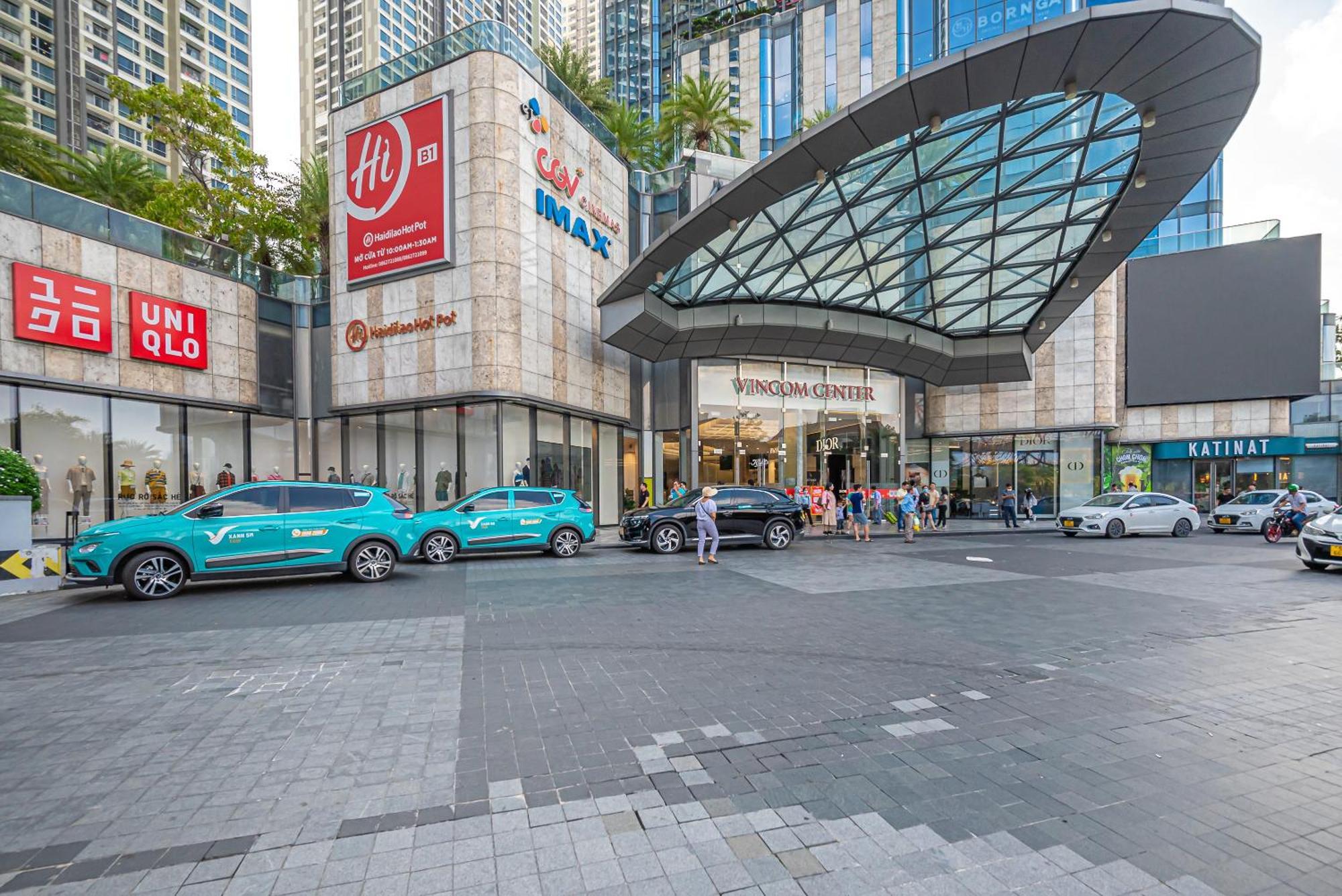 Landmark 81 And Vinhomes Riverside Residence ホーチミン市 エクステリア 写真