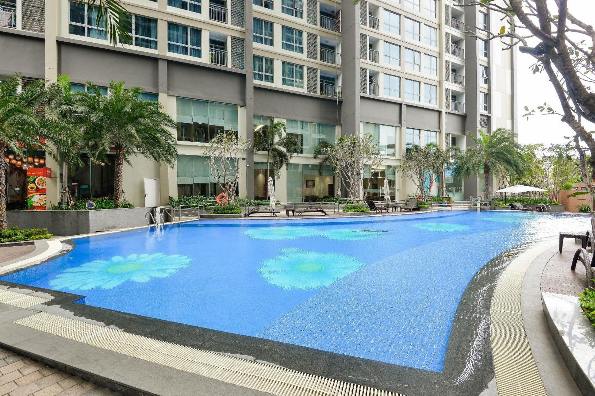 Landmark 81 And Vinhomes Riverside Residence ホーチミン市 エクステリア 写真